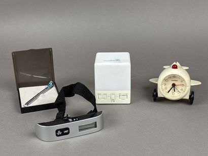 AEROPORTS DE PARIS
- Electronic luggage scale...