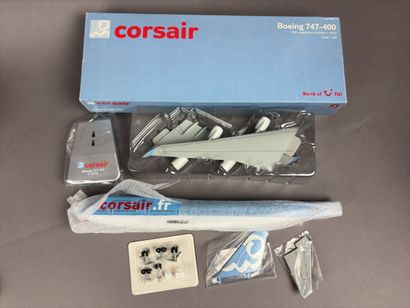 CORSAIR
Réunion de deux maquettes à monter...