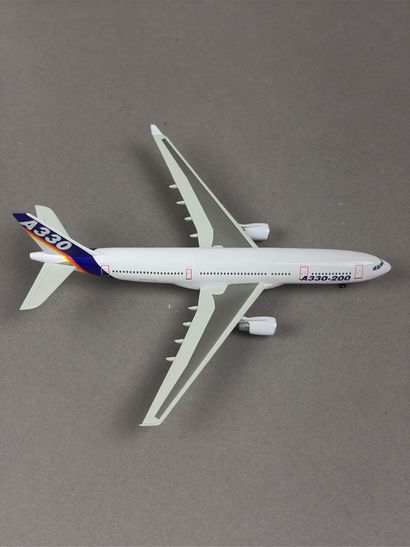 AIRBUS
Maquette d'Airbus A330-200, dans sa...