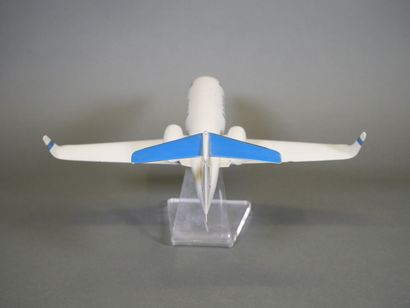 LEARJET Bombardier. Maquette de Jet à deux...