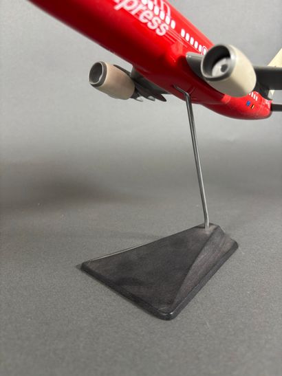 Boeing 747, maquette en plastique aux couleurs...