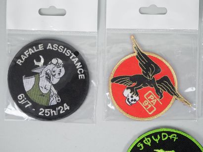 Set of 6 military patches with Velcro fasteners:
-...