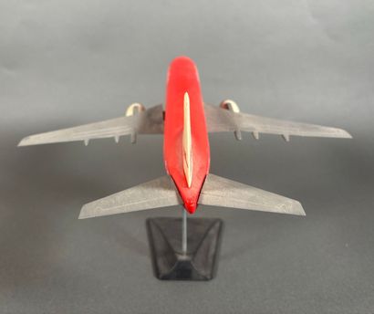Boeing 747, maquette en plastique aux couleurs...
