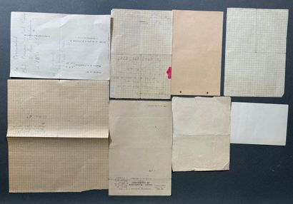 Réunion de deux notes manuscrites : 

- Note...