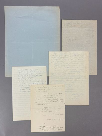 Réunion de 5 lettres d'inventeurs sollicitant...