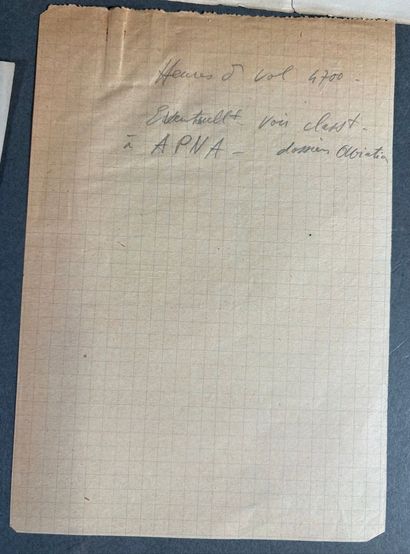Réunion de documents comprenant : 
- Brouillon...