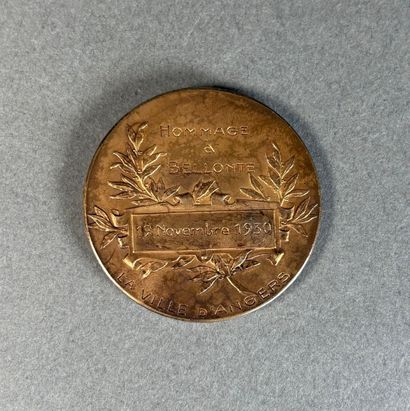 Médaille en vermeil de la ville d'Angers...