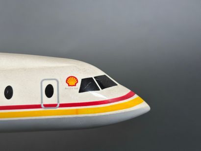Deux maquettes en plastique 328JET et Bombardier...