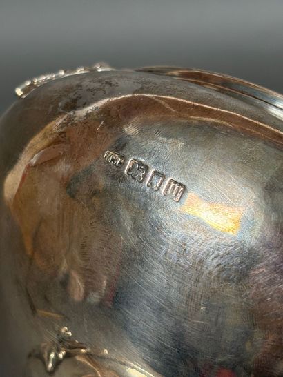 Coupe sur piédouche en argent 925 millièmes...