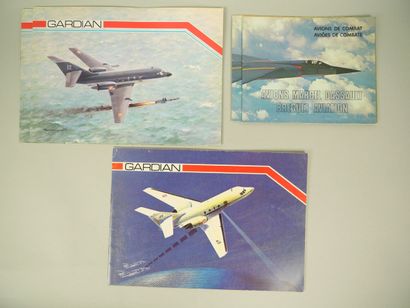 DASSAULT
A collection of approximately 25...