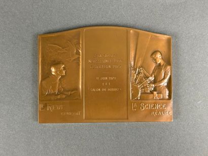 Médaille en bronze forme de stèle intitulée...