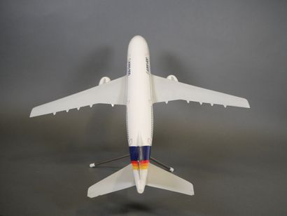 AIRBUS A300-600. Resin model in the manufacturer’s...