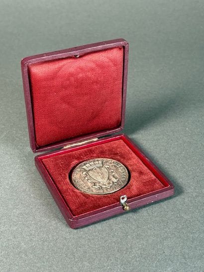 Médaille en argent de la ville de Saint Quentin...