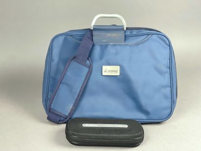 DASSAULT AVIATION
Navy blue briefcase
Dimensions:...