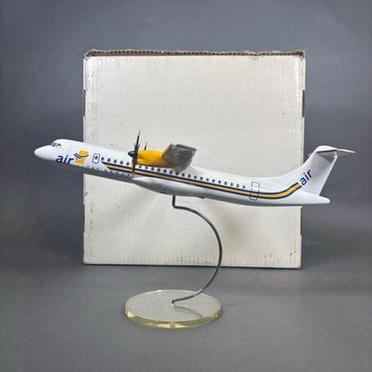 ATR 72, resin model in the colors of the...