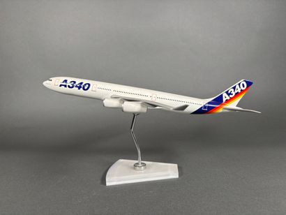 Airbus A340 scale model, resin model in the...