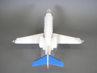 LEARJET Bombardier. Maquette de Jet à deux...