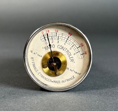Radio - CONTROLER en métal nickelé et bakélite...