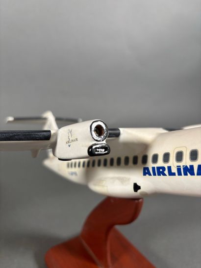 Maquette aux couleurs d'Airlinair ATR 42-500....