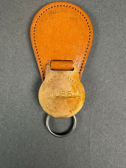 Réunion de pin's, épinglettes, pinces, broches,...