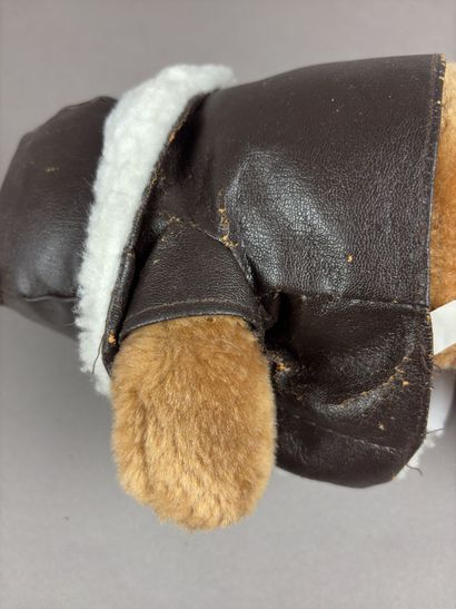 IBERIA AIRLINES
Plush mascot depicting a...