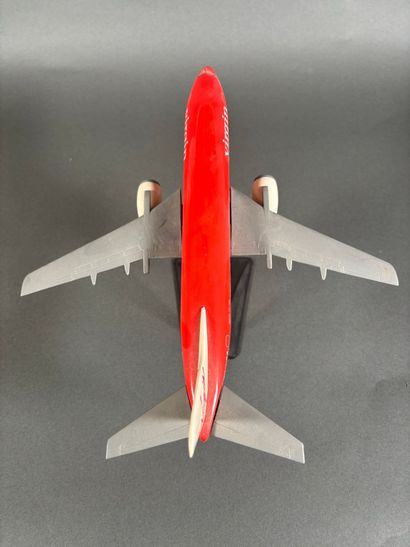 Boeing 747, maquette en plastique aux couleurs...