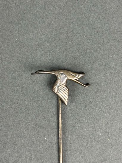 Épingle de cravate Hispano-Suiza en argent.
Poids...