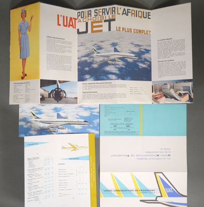 UAT
Document folder with brochure, ticket...