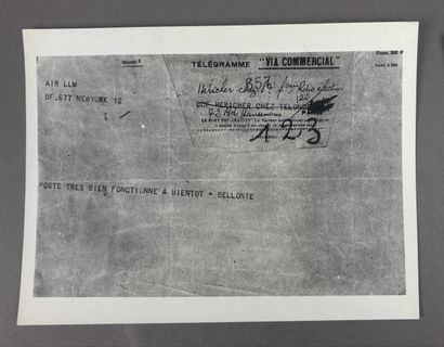 Réunion de deux documents comprenant : 
-...
