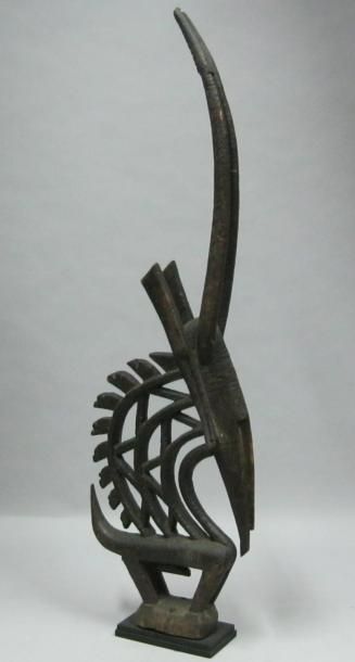 Afrique*
Cimier en bois scultpé en forme...