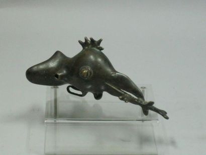 Afrique*
Tête d'oiseau tenant un poisson...