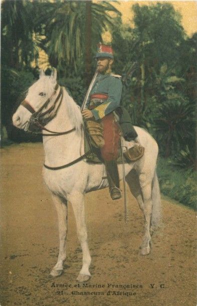 42 CARTES POSTALES MILITARIA : Divers. 