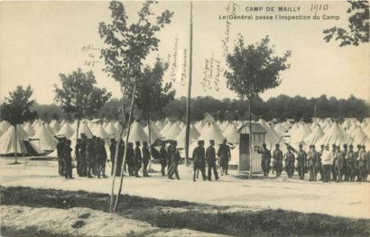 586 CARTES POSTALES MILITARIA : France (majorité)...