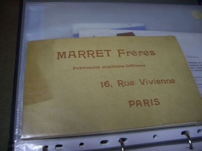 VIEUX PAPIERS & DOCUMENTS : Deux Classeurs...