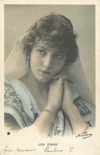 64 CARTES POSTALES PHOTOGRAPHES : Cartes...