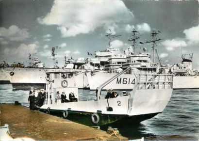 98 CARTES POSTALES LES BATEAUX : Paquebots...