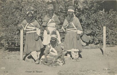 37 CARTES POSTALES ALGERIE : Scènes & Types....