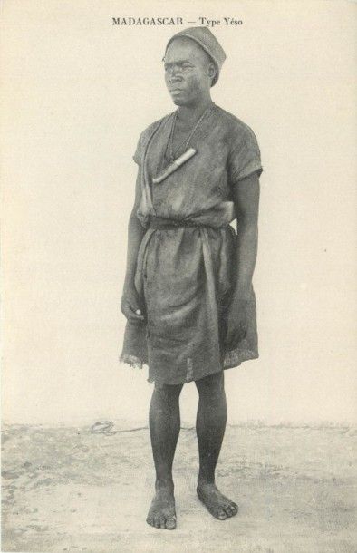 34 CARTES POSTALES MADAGASCAR : Villes, qqs...