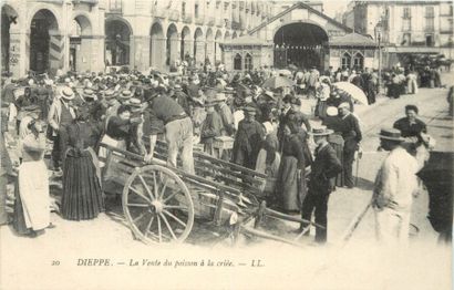 160 CARTES POSTALES FRANCE : Province - Divers...