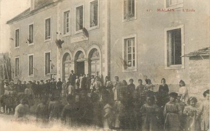 34 CARTES POSTALES LES ECOLES : Divers Départements....