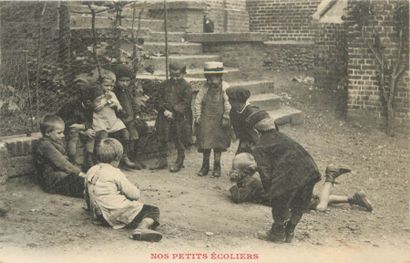 34 CARTES POSTALES LES ECOLES : Divers Départements....