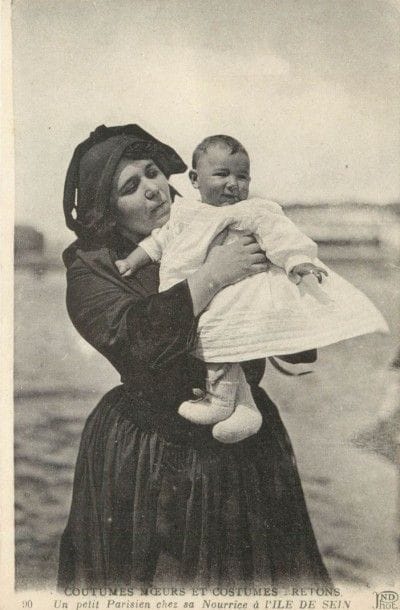 111 CARTES POSTALES BRETAGNE : Divers Départements....