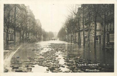 188 CARTES POSTALES PARIS & REGION PARISIENNE...
