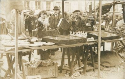 77 CARTES PHOTOS DIVERSES : Situées et/ou...