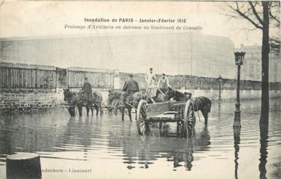 204 CARTES POSTALES PARIS & REGION PARISIENNE...
