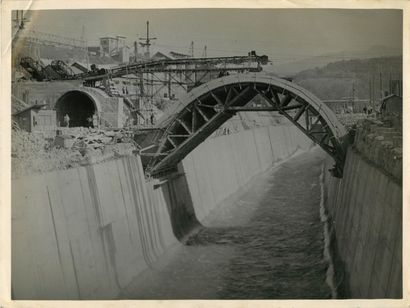PHOTOGRAPHIES : Fort lot de Photographies...