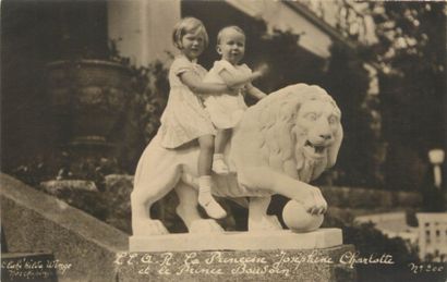 70 CARTES POSTALES PERSONNALITES : Diverses....