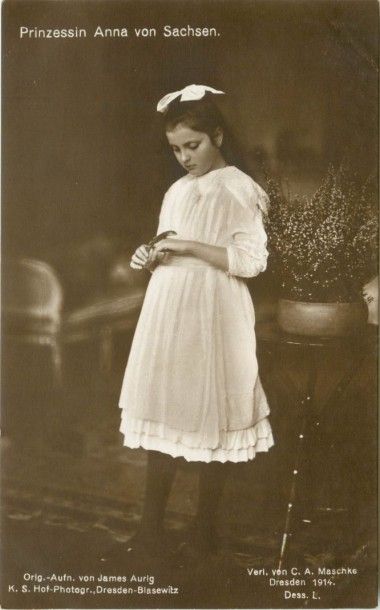 70 CARTES POSTALES PERSONNALITES : Diverses....