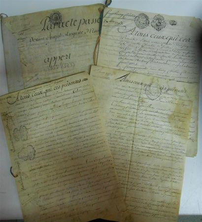 Lot de documents 18ème et 19ème. Dont Actes...
