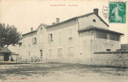 51 CARTES POSTALES LES ECOLES : Divers Départements....